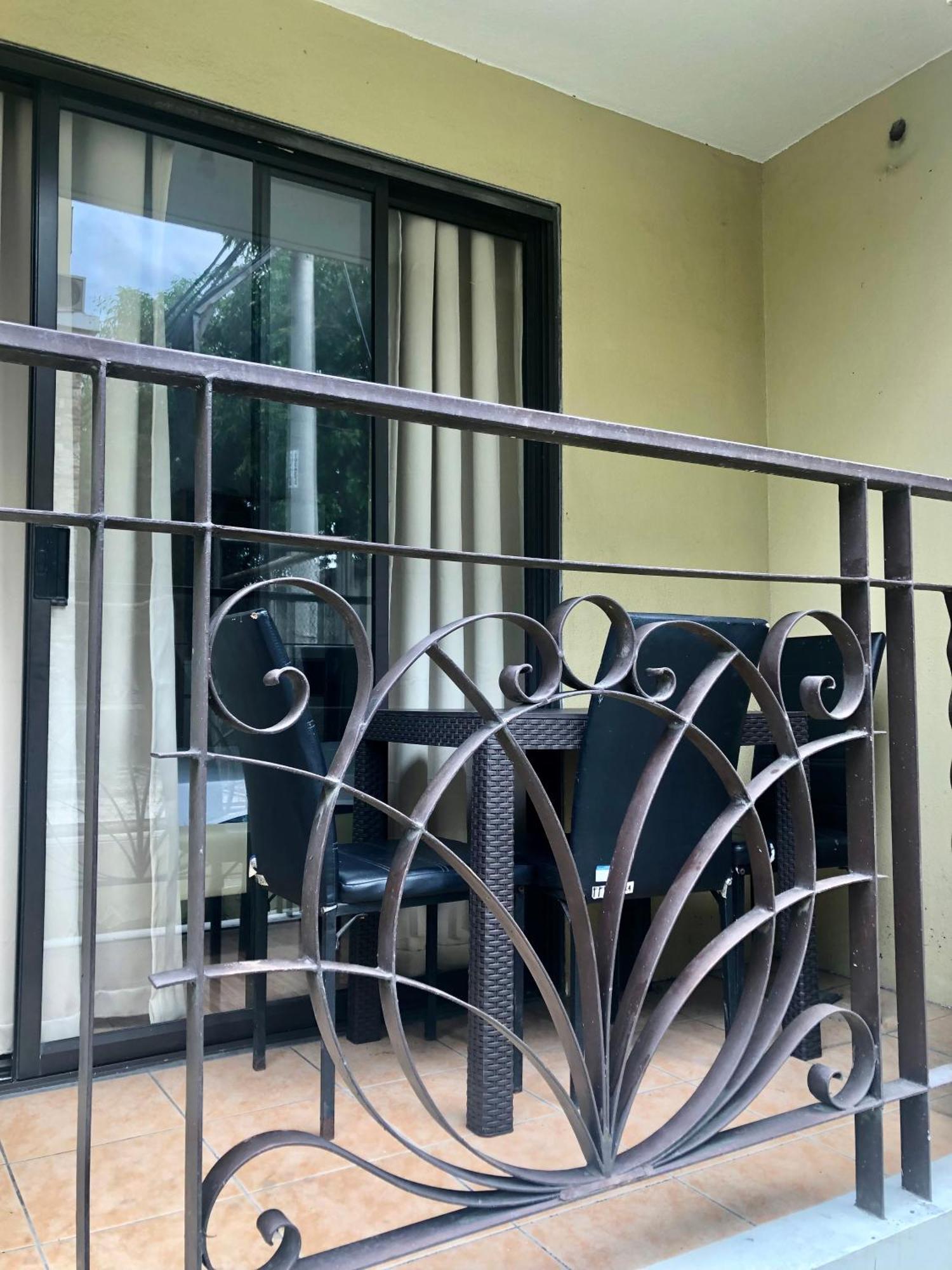 2Br Condo Free Pool With Wifi Near Mall In Davao City Ngoại thất bức ảnh