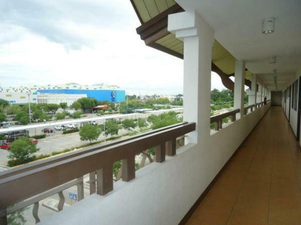 2Br Condo Free Pool With Wifi Near Mall In Davao City Ngoại thất bức ảnh